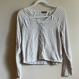 American Eagle Cream Top w/ Blue Stripes - M